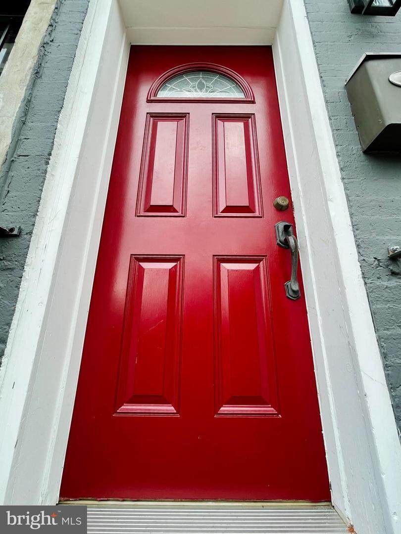 1931 Brown Street - Photo 1