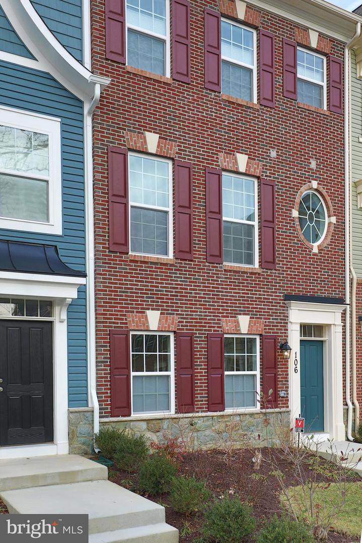 106 Waterline Court - Photo 1