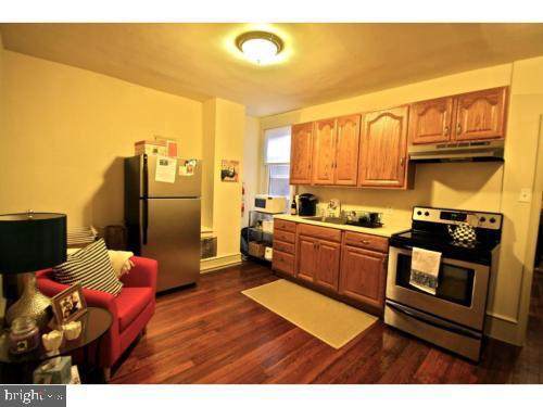 1638 Pine Street - Photo 1
