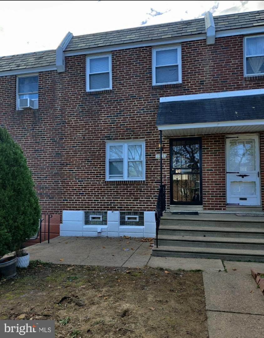 1516 Howell Street - Photo 1