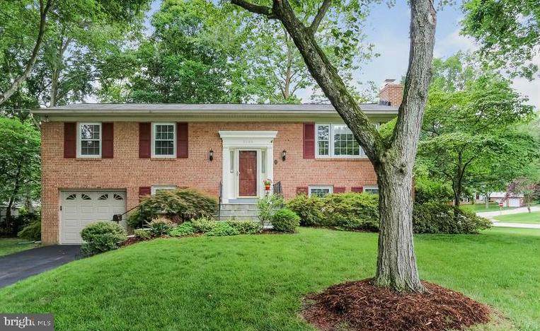 3209 Norwich Terrace - Photo 1