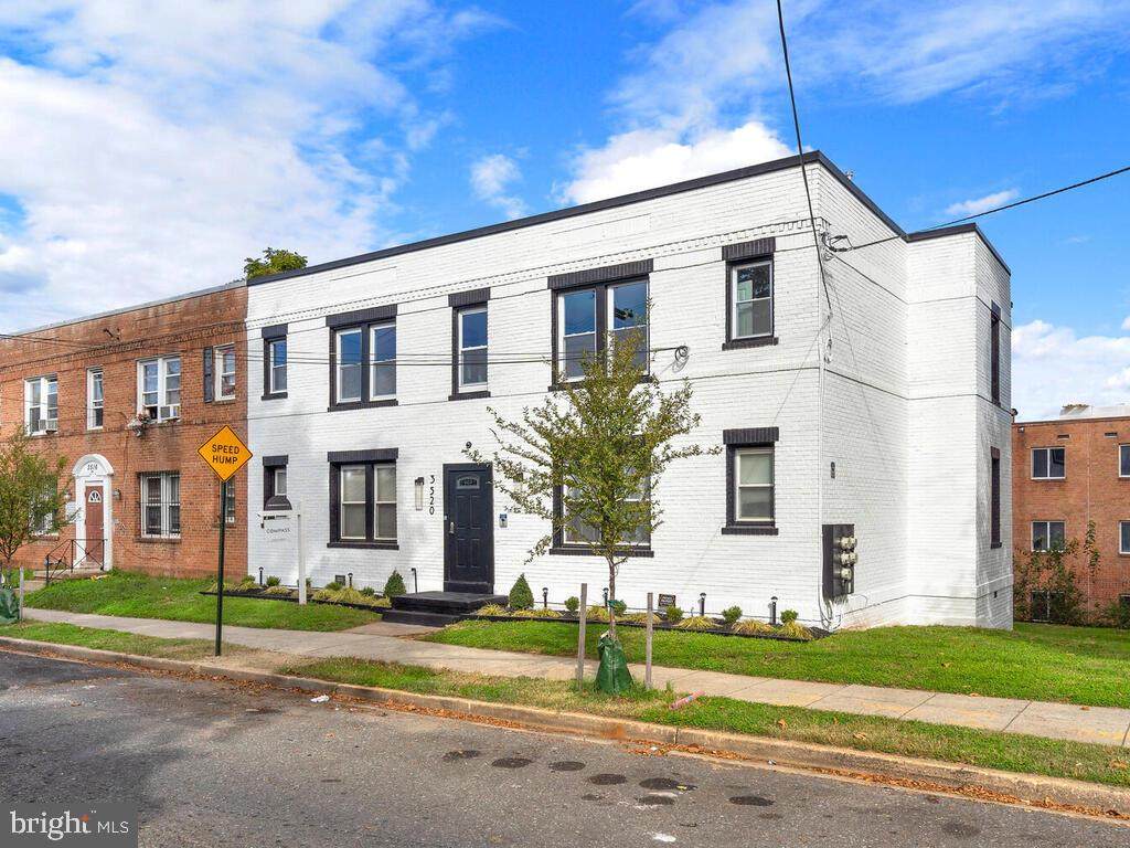 3520 Ely Place - Photo 1