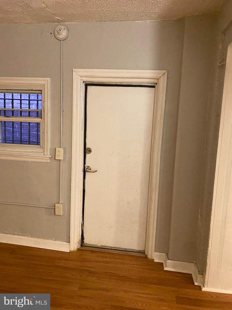238 13TH Street - Photo 1
