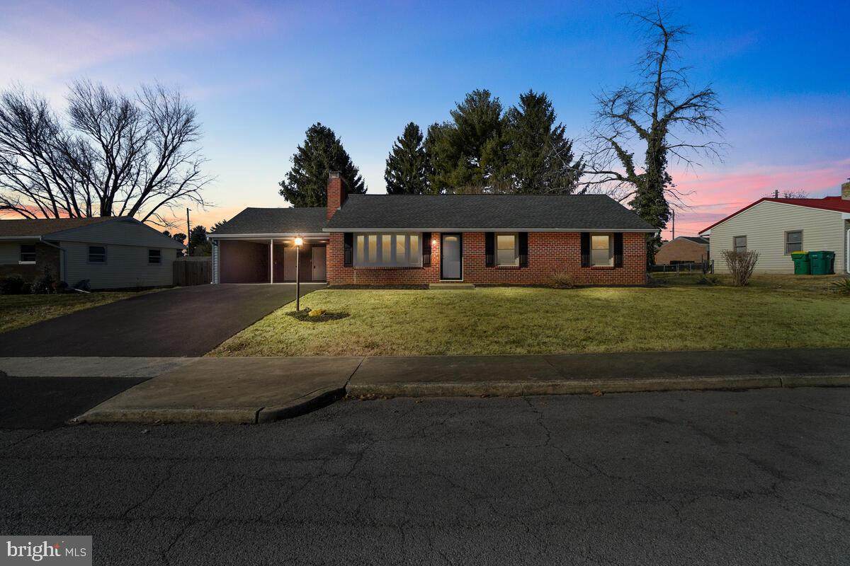 11910 Iroquois Avenue - Photo 1