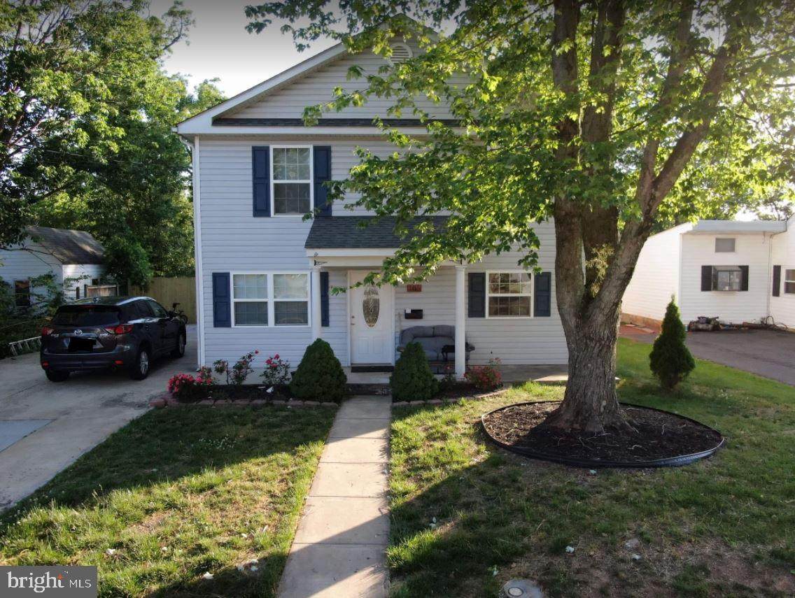 105 Walden Street - Photo 1