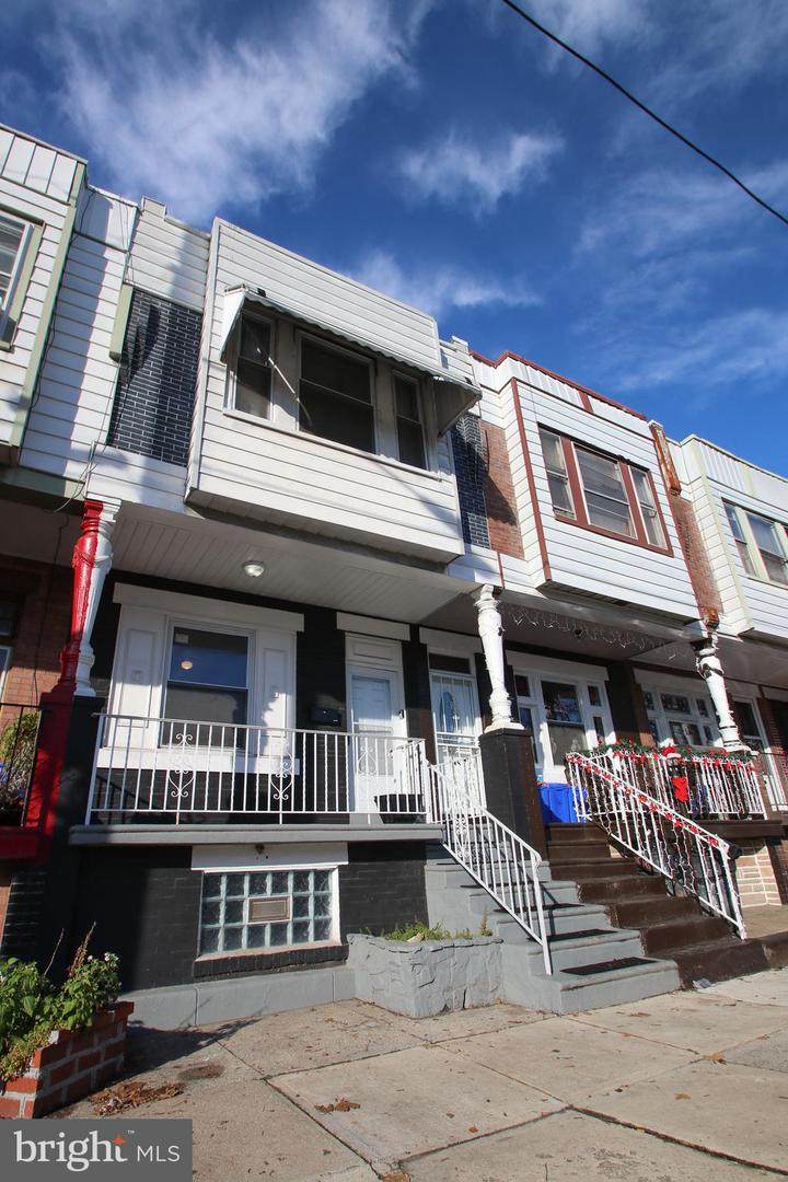 3004 25TH Street - Photo 1