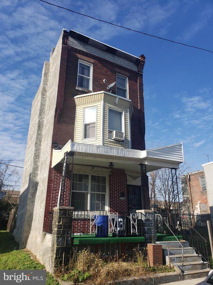 3820 10TH Street - Photo 1