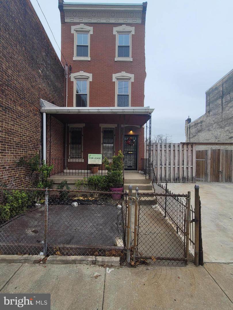 2823 12TH Street - Photo 1