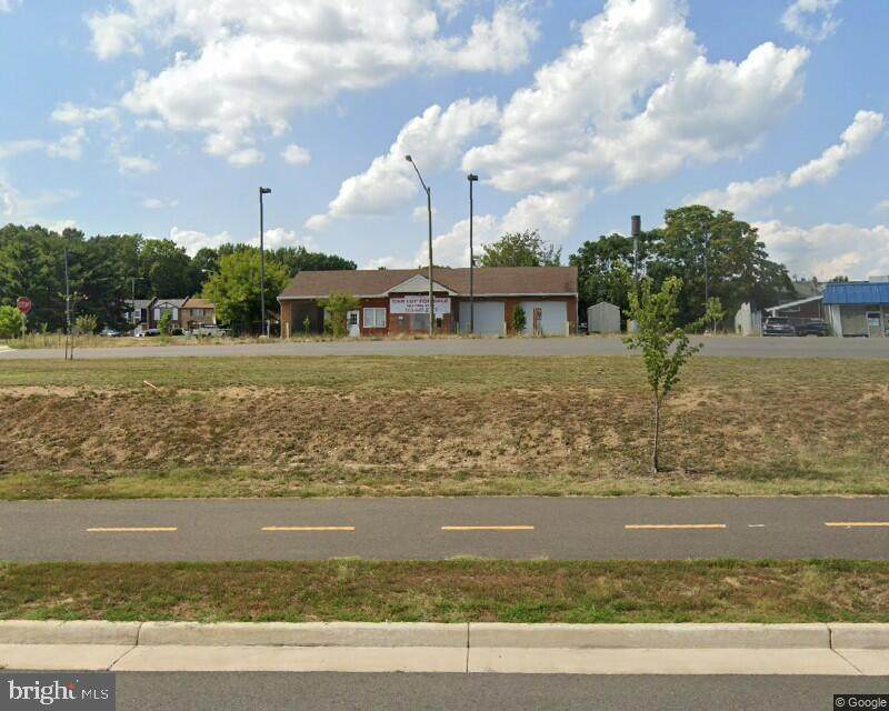 3343 Fall Hill Av - Photo 1