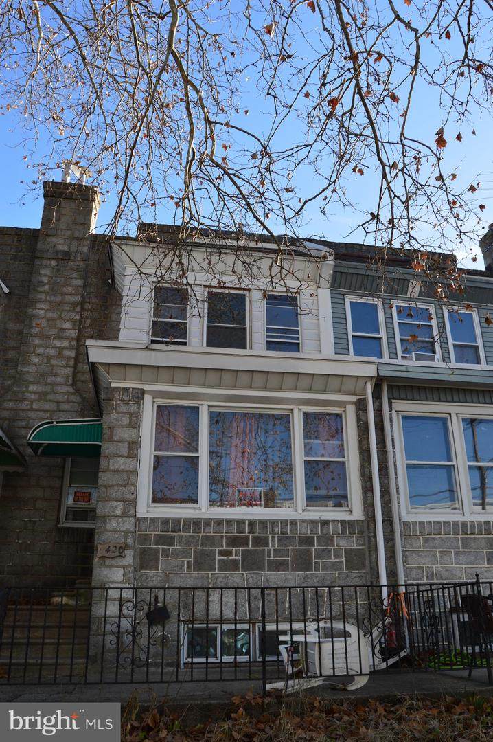 6420 Dicks Avenue - Photo 1