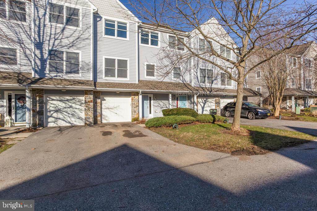 214 Blenny Lane - Photo 1