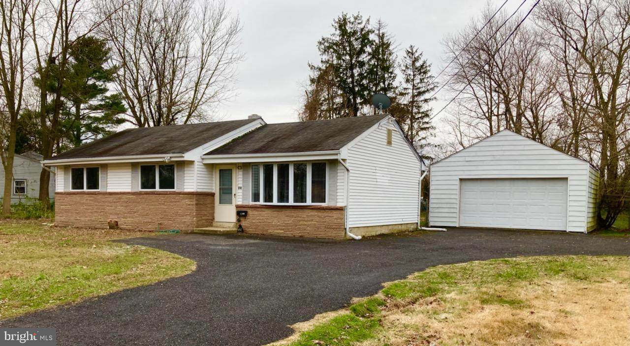 614 Buckingham Drive - Photo 1