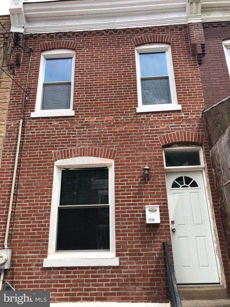 1319 31ST Street - Photo 1