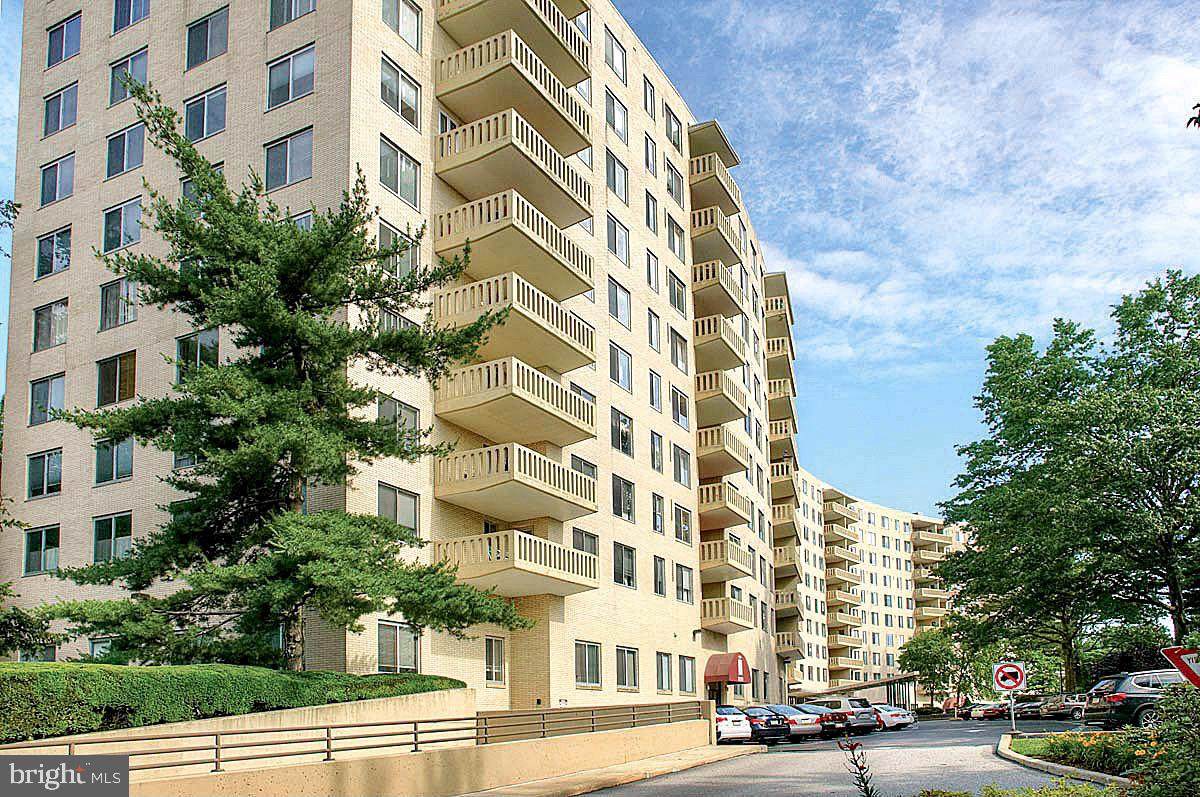 191 Presidential Boulevard - Photo 1
