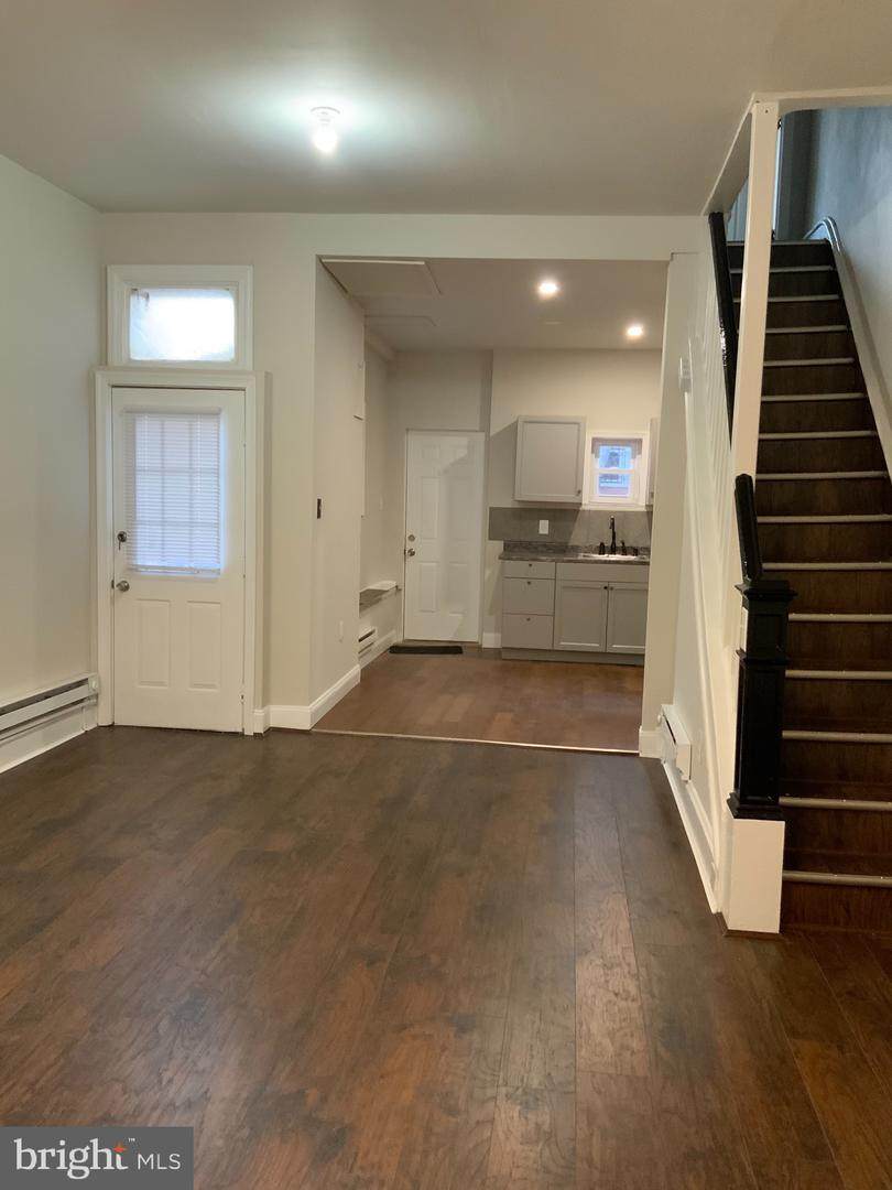 2713 Darien Street - Photo 1