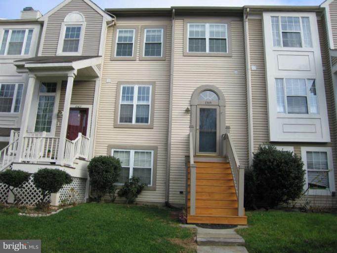 8305 Southern Oaks Court - Photo 1