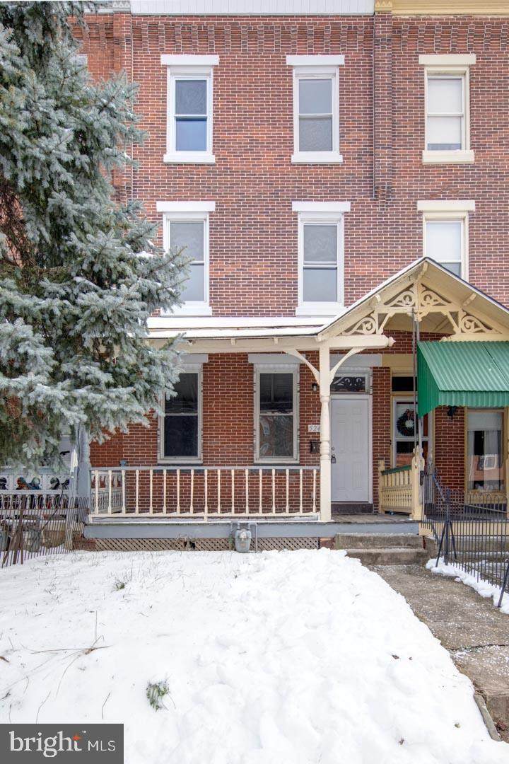 524 Stanbridge Street - Photo 1