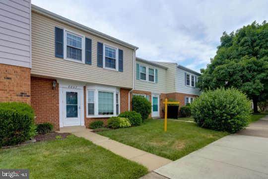8847 Cherry Oak Court - Photo 1