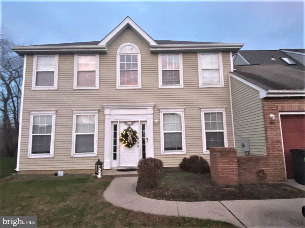 23 Meadowbrook Drive - Photo 1