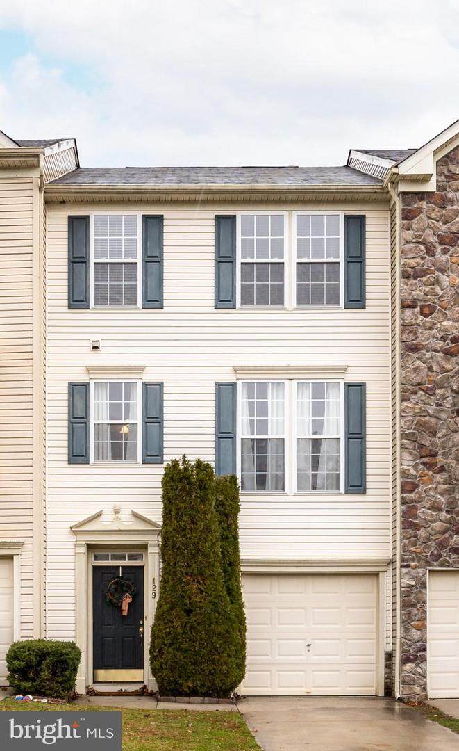 129 South Avenue - Photo 1