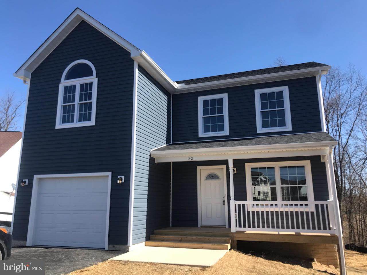 371 Sandpiper Lane - Photo 1