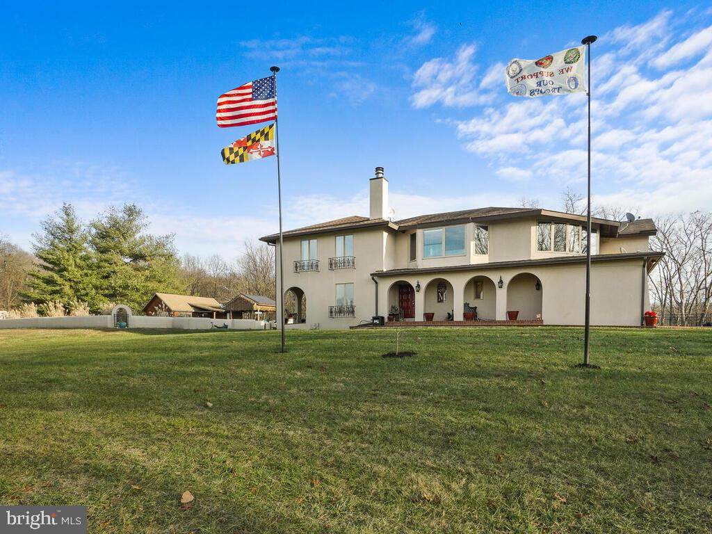 9904 Woodsboro Road - Photo 1