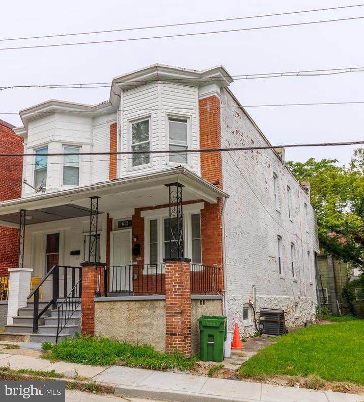 706 43RD Street - Photo 1