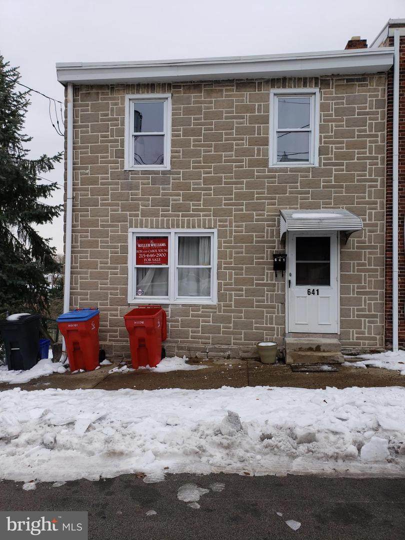 641 Sandy Street - Photo 1