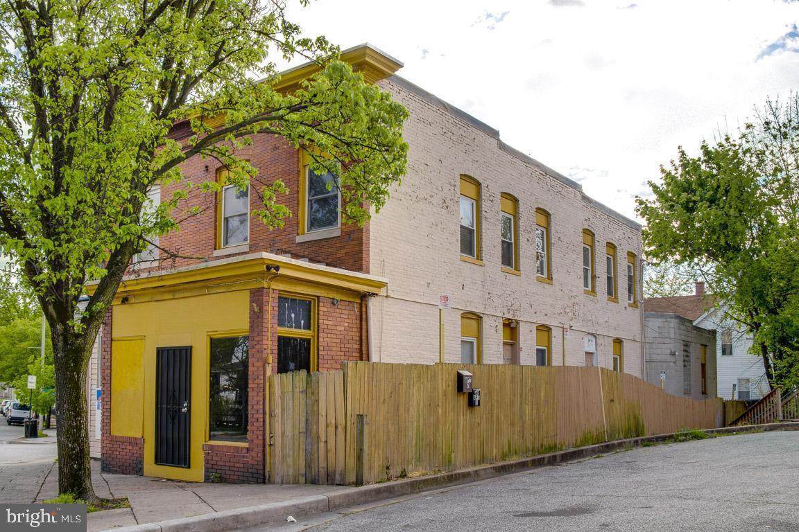 4602 Harford Road - Photo 1