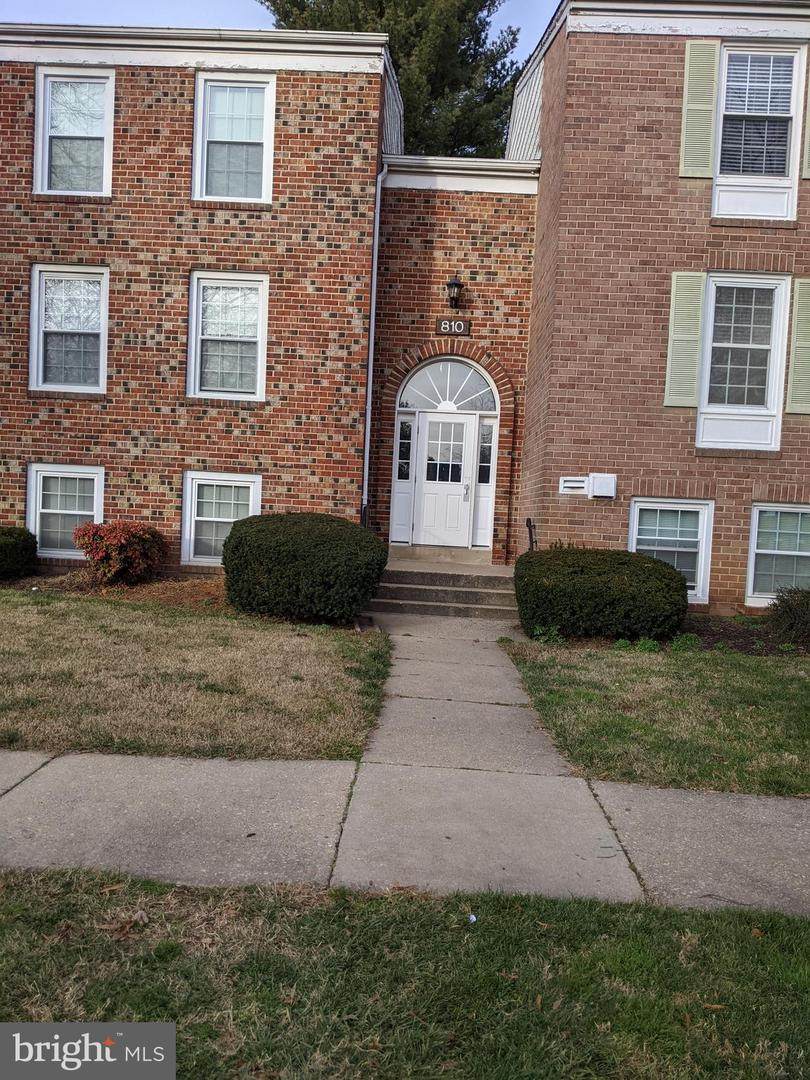 810 Quince Orchard Boulevard - Photo 1