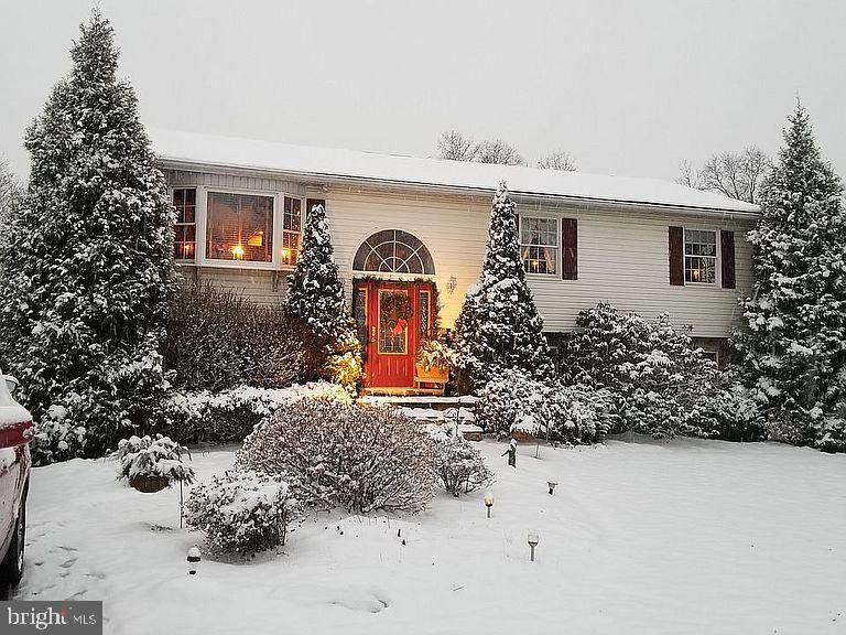 528 Hunsberger Road - Photo 1
