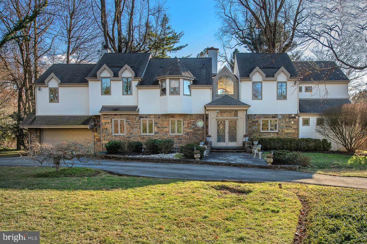 806 Gatemore Road - Photo 1