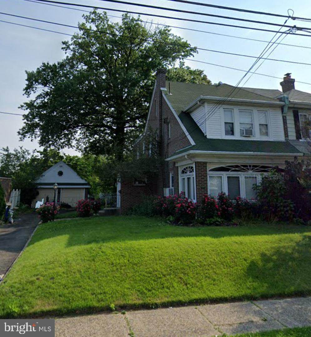 415 Longshore Avenue - Photo 1