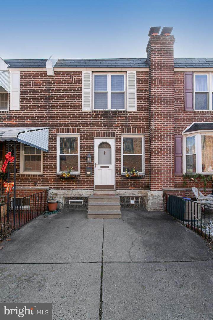 3577 Gaul Street - Photo 1