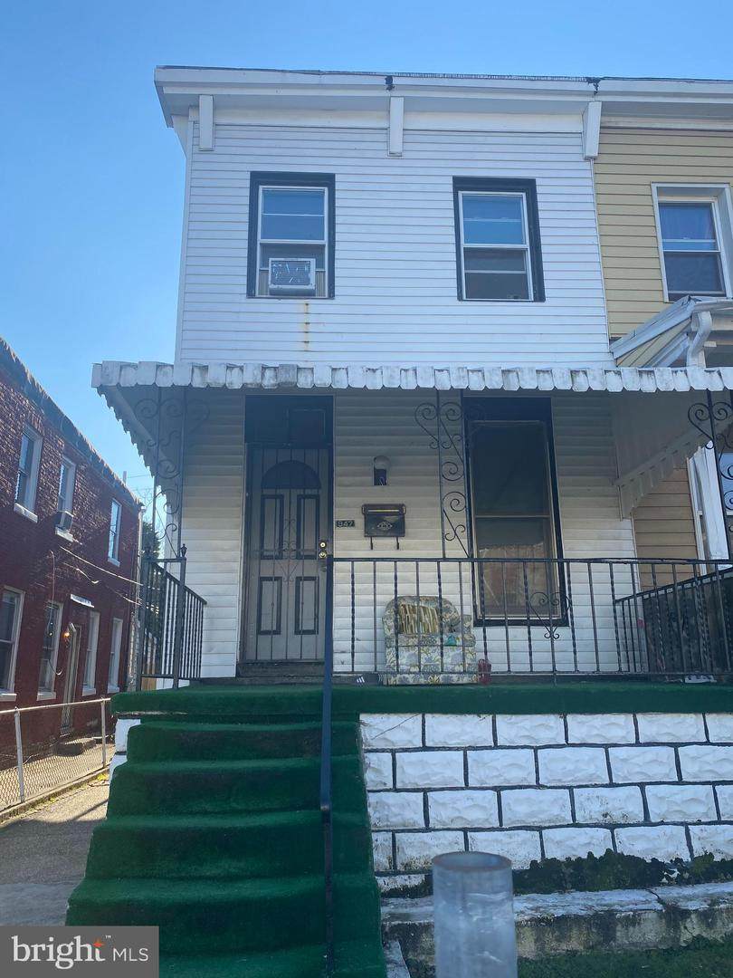 947 Homestead Street - Photo 1