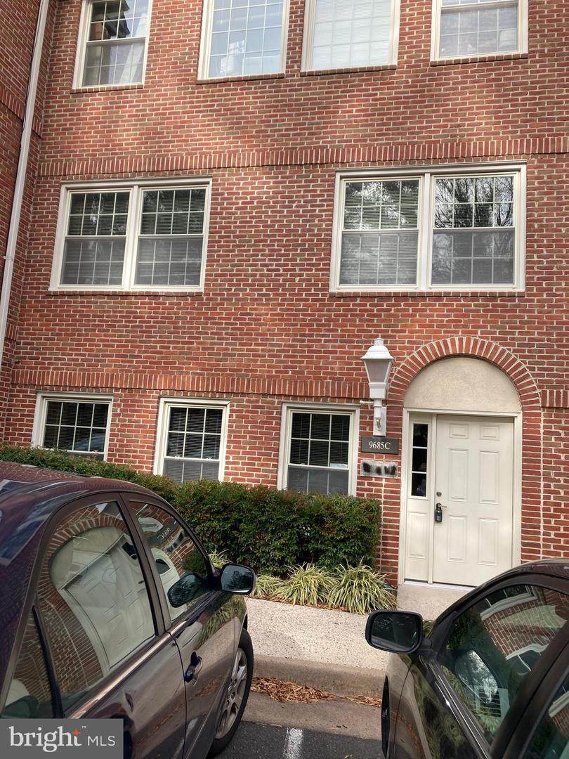 9685 Main Street - Photo 1