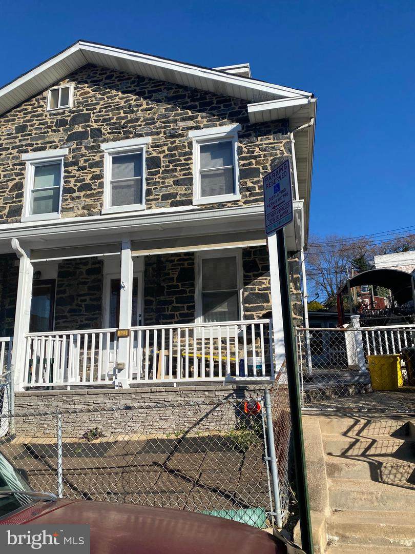 3613 Ash Street - Photo 1