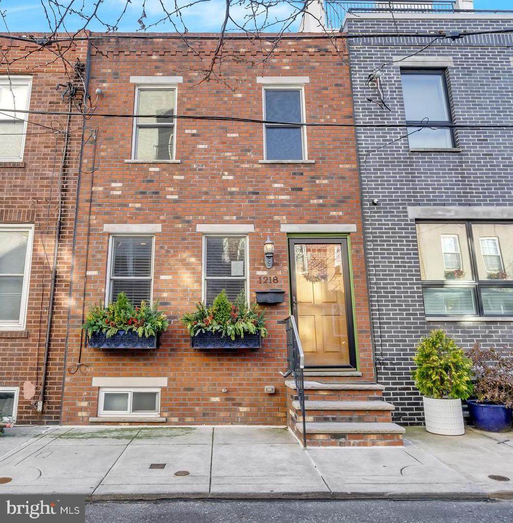 1218 Latona Street - Photo 1