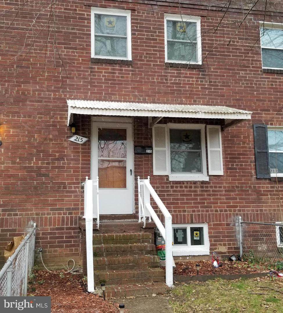 215 Buchanan Street - Photo 1