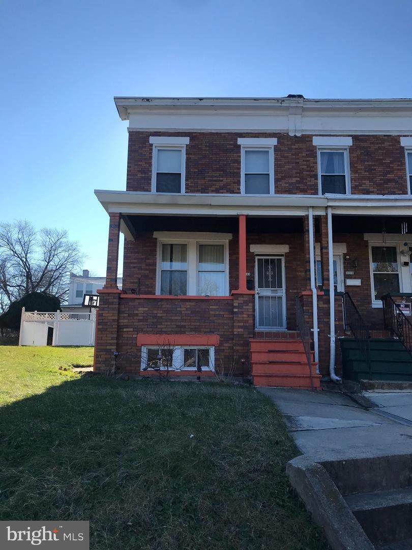 3335 Lawnview Avenue - Photo 1