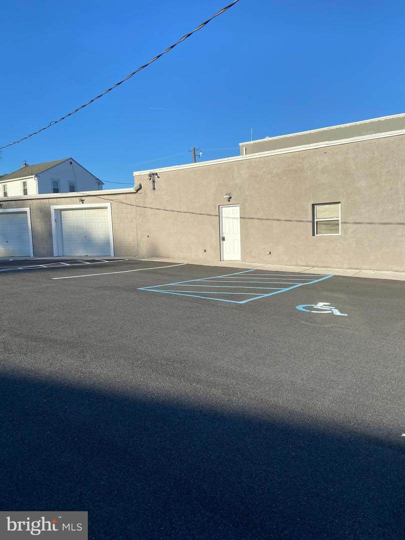 2115 Harrison Avenue - Photo 1