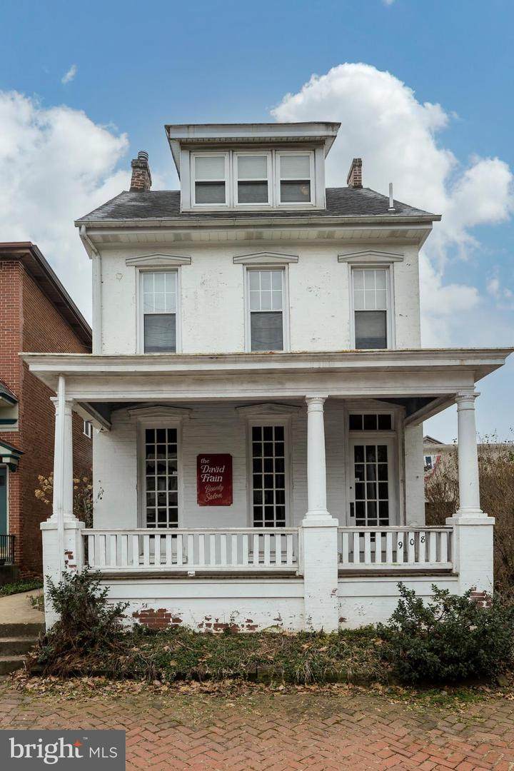 908 High Street - Photo 1