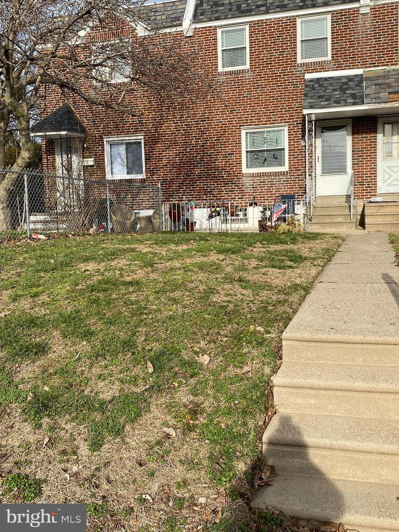 1503 Howell Street - Photo 1