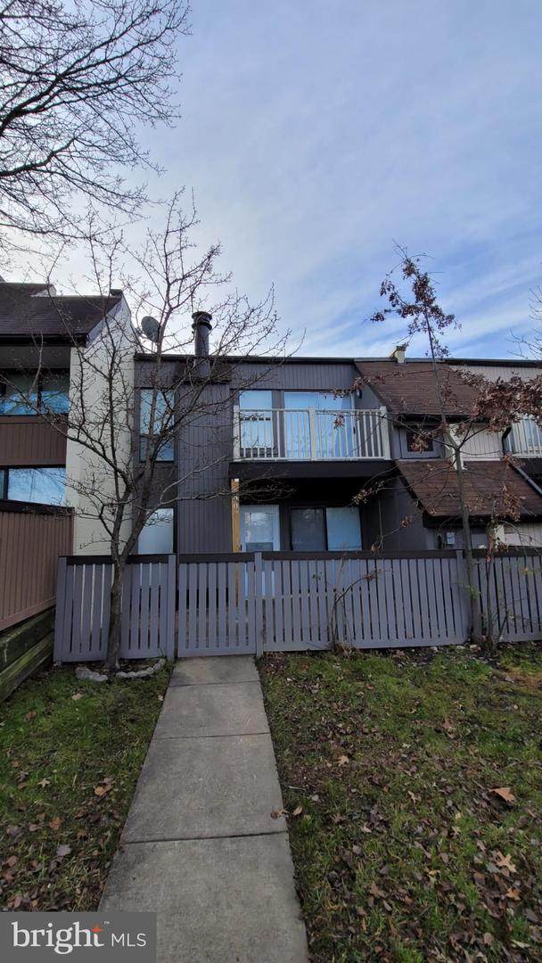 3903 Woodhue Place - Photo 1