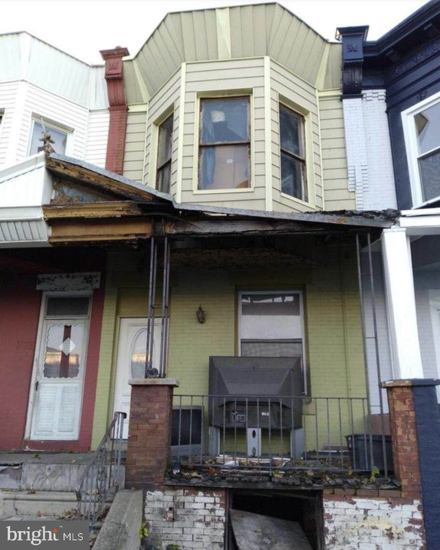2744 22ND Street - Photo 1