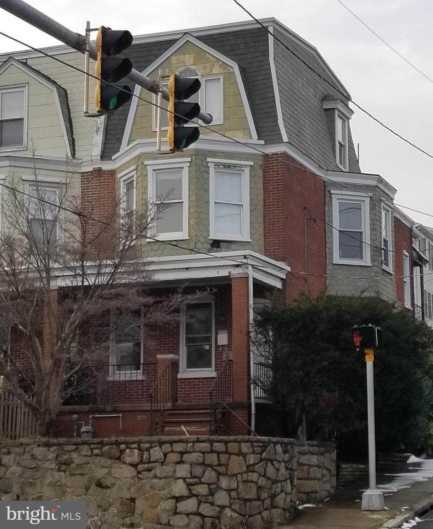 401 Broom Street - Photo 1