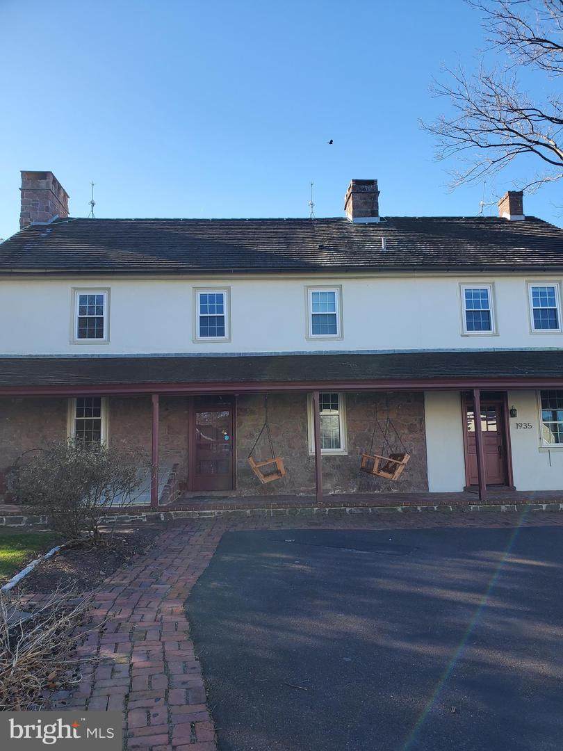1935 Penngrove Terrace - Photo 1