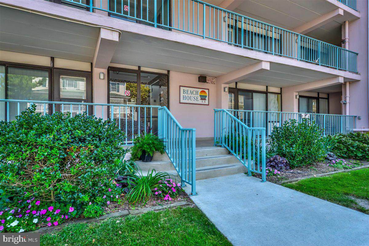 13 44TH Street - Photo 1