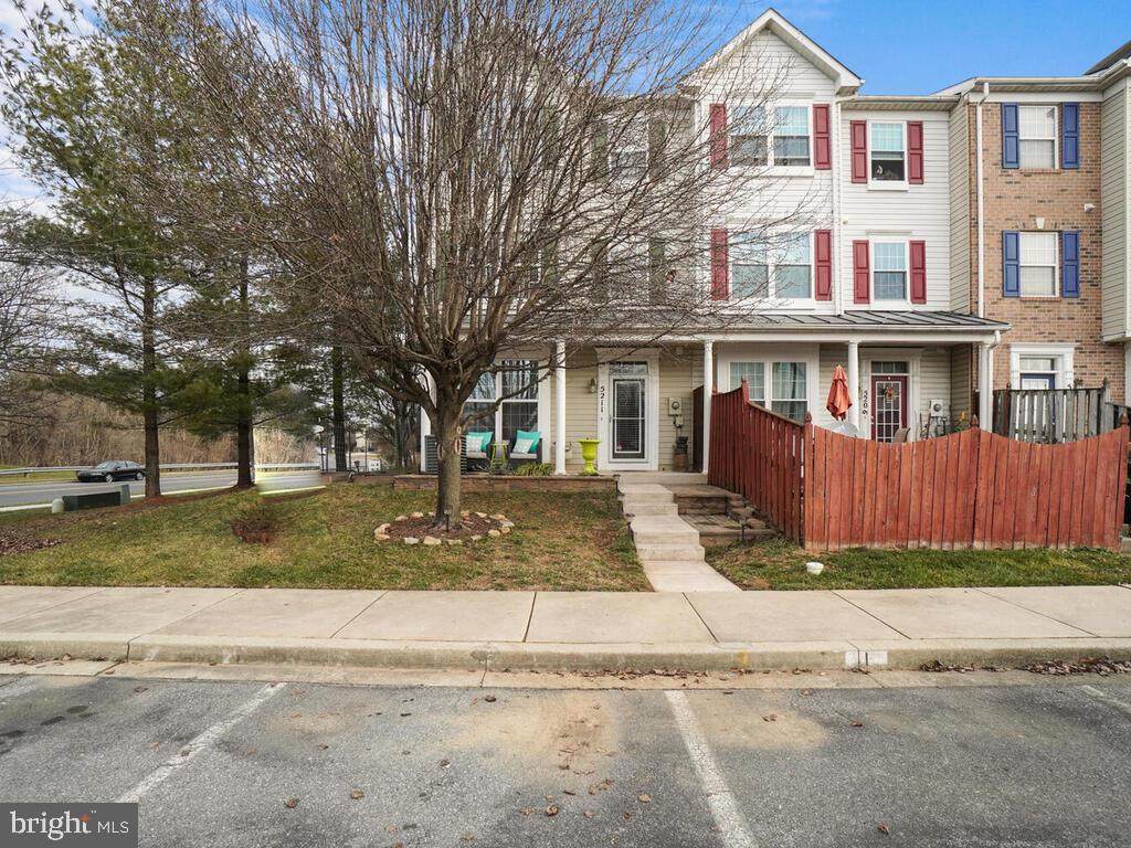 5211 Duke Court - Photo 1