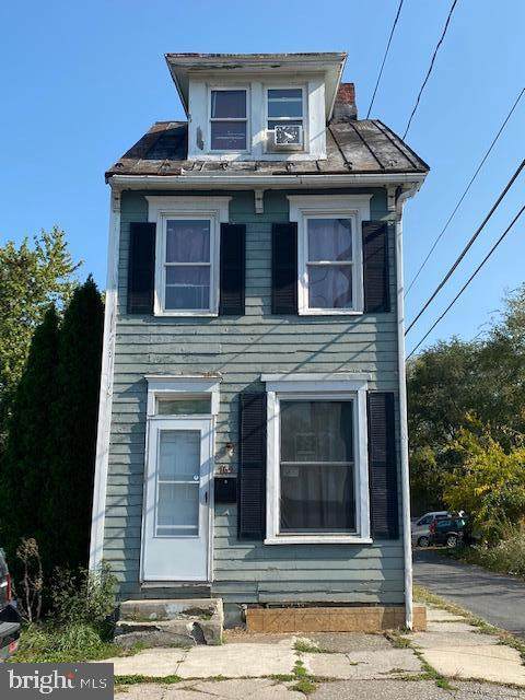 165 15TH Street - Photo 1